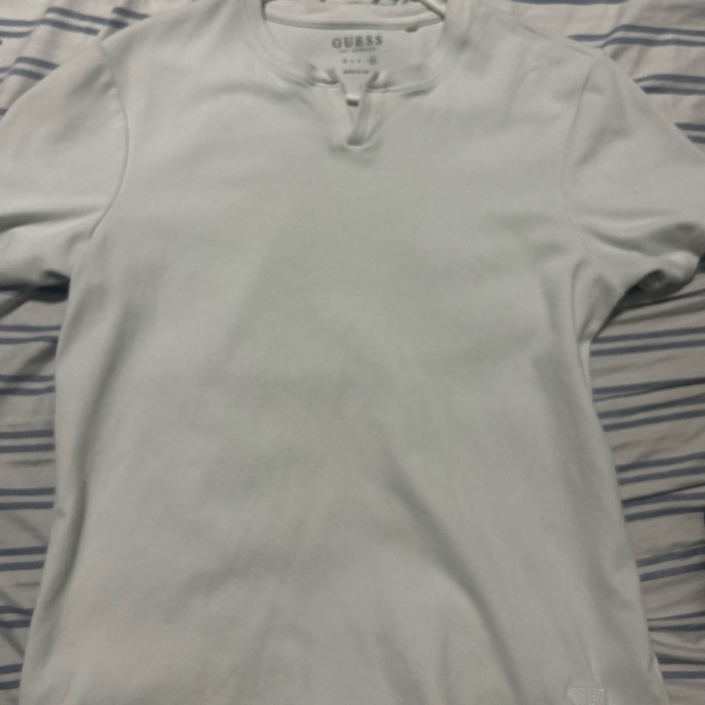 GUESS White T-Shirt